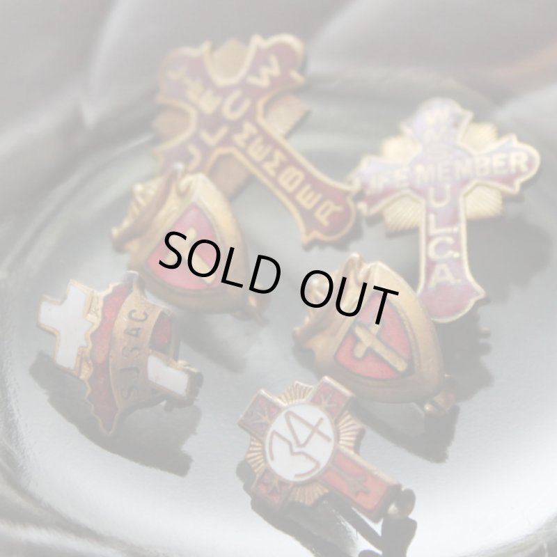 画像8: USAヴィンテージクリスチャンピンバッジ赤|キリスト教聖品十字架・ランプブローチ (8)