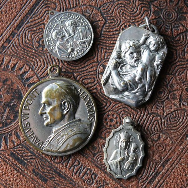 教皇パウロ6世・聖クリストファーのメダイ｜イタリアヴィンテージ