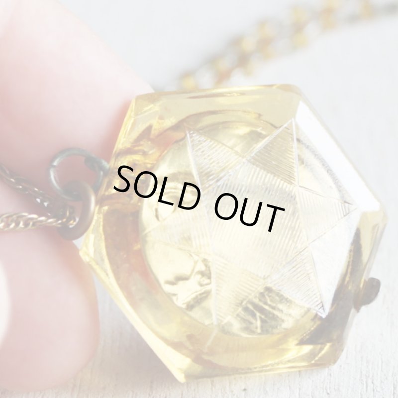 画像16: チェコスロバキア製ヴィンテージ幼きイエスの聖テレジアミニロザリオ入り六芒星ガラスペンダントネックレス (16)