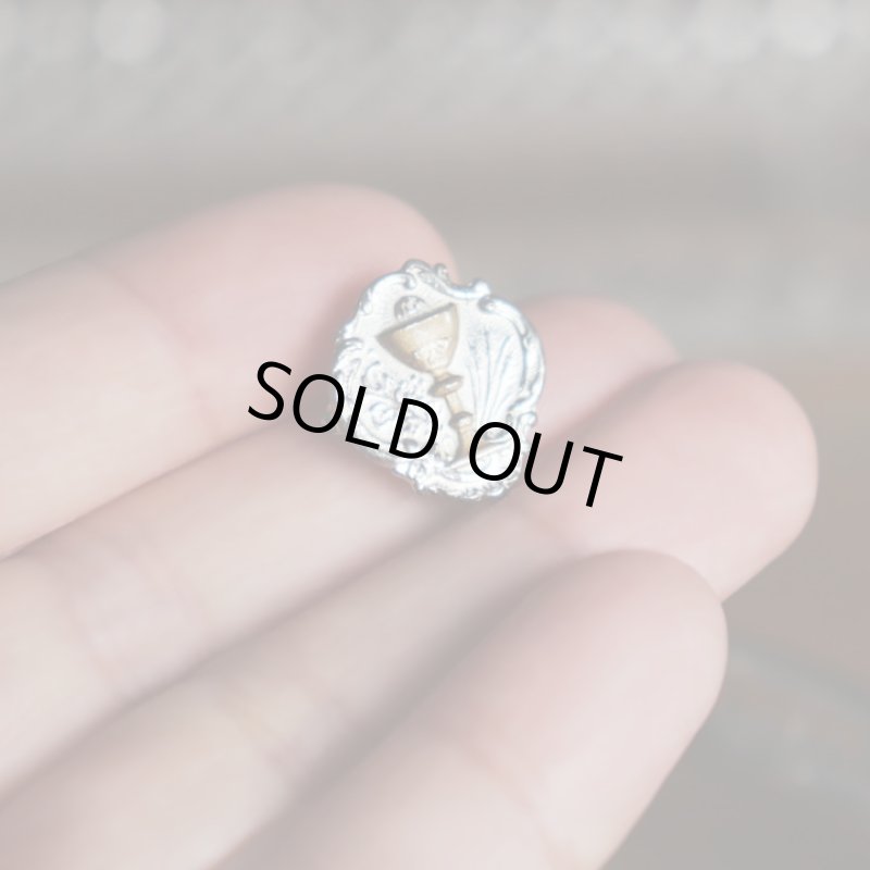 画像5: USAヴィンテージ初聖体・聖杯と聖霊のピンバッジピンズブローチ｜first holy communionアンティークジュエリー (5)