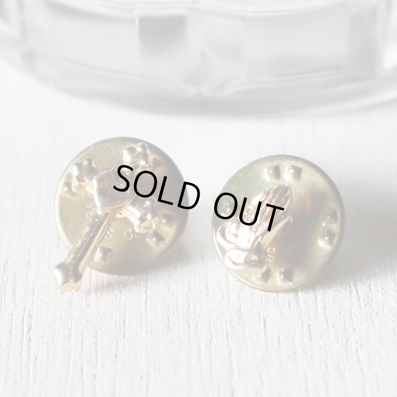 宝飾バロー社製ピンバッジ｜クロス十字架ハートピンズ