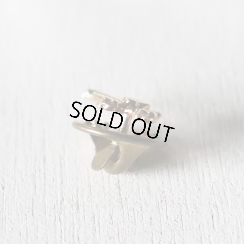 宝飾バロー社製ピンバッジ｜クロス十字架ハートピンズ