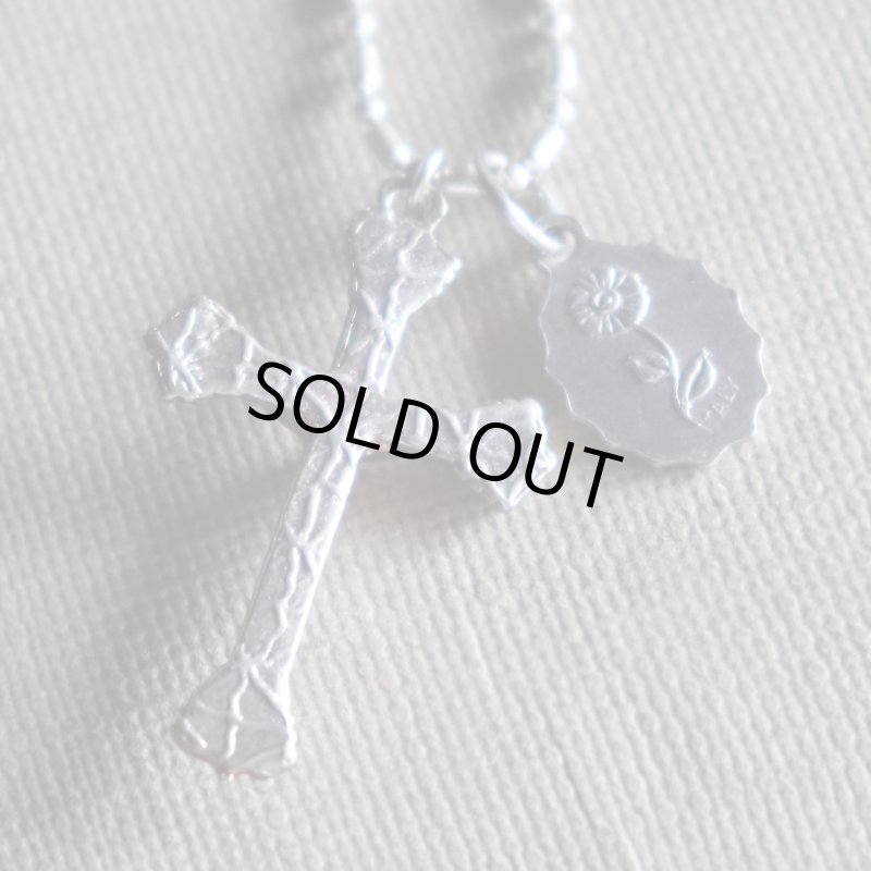 イタリアヴィンテージキリスト教ネックレスファチマの聖母マリア&マリーゴールドのメダイ・十字架クロス