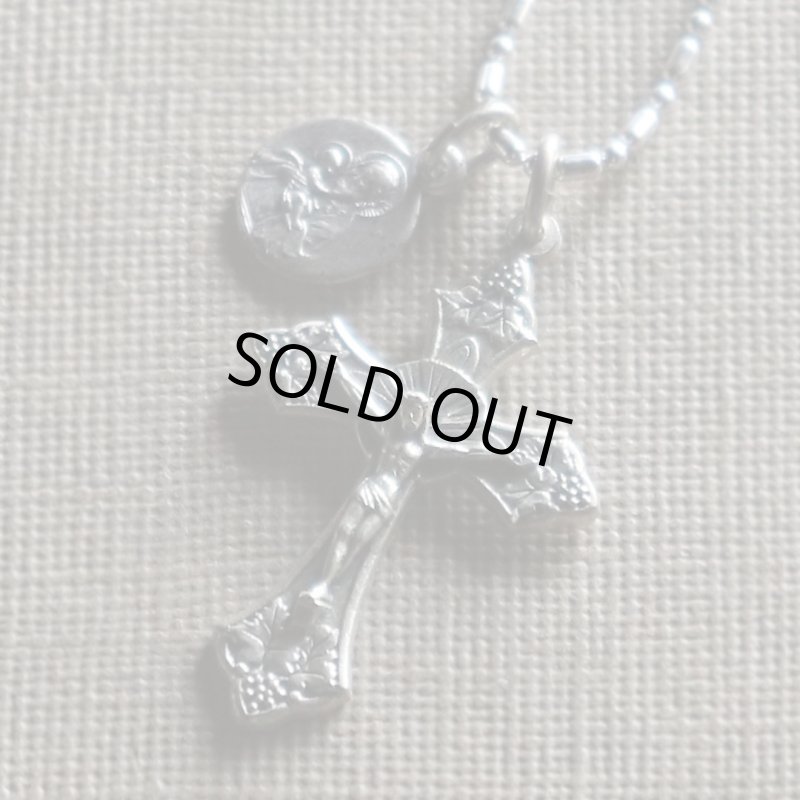 イタリアヴィンテージキリスト教ネックレス十字架と葡萄・聖アンソニー・パドヴァの聖アントニオのメダイ