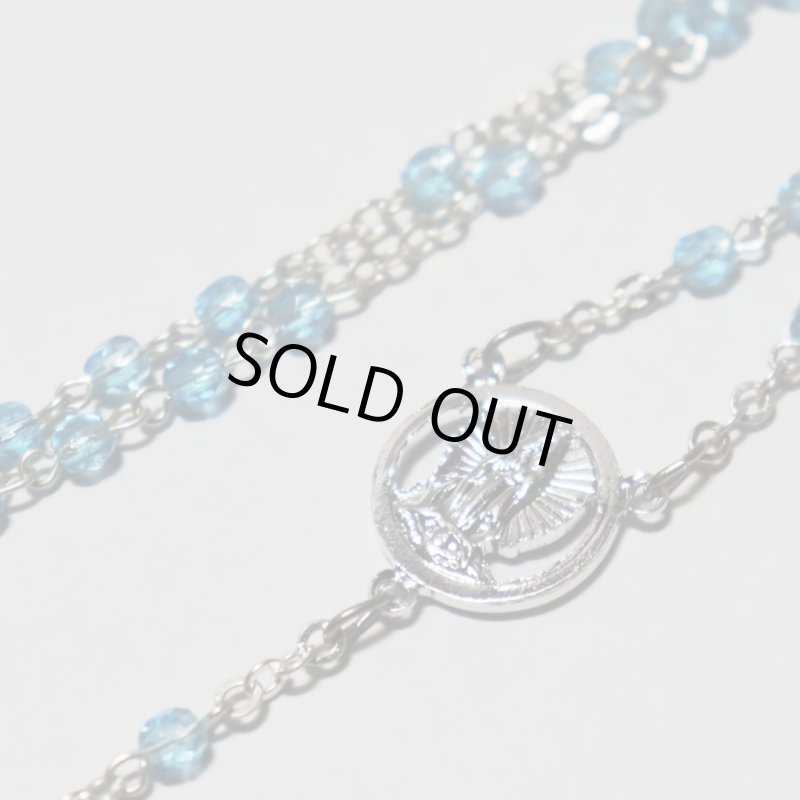 チェコ製ガラスビーズのロザリオネックレス水色・グアダルーペの聖母