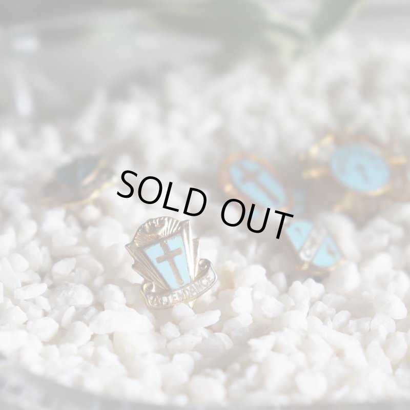 USAヴィンテージクリスチャンクロスピンバッジ水色ATTENDANCE｜アンティークピンズライトブルー十字架/聖霊/出席