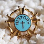 USAヴィンテージクリスチャンクロスブローチ水色HISTORY｜アンティークピンバッジライトブルー十字架