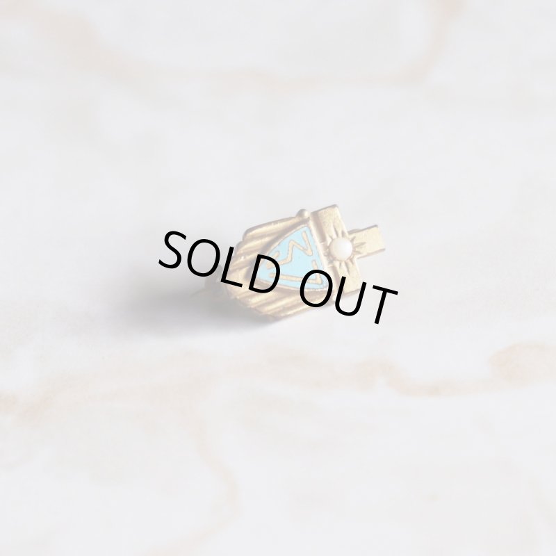 USAヴィンテージクリスチャンクロス&盾ブローチ水色・パール｜アンティークピンバッジライトブルー/パール/十字架