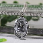 【STERLING SILVER】アンティークジュエリー｜フランスヴィンテージイエスの御心&カルメル山の聖母子メダイネックレス・銀製ペンダント