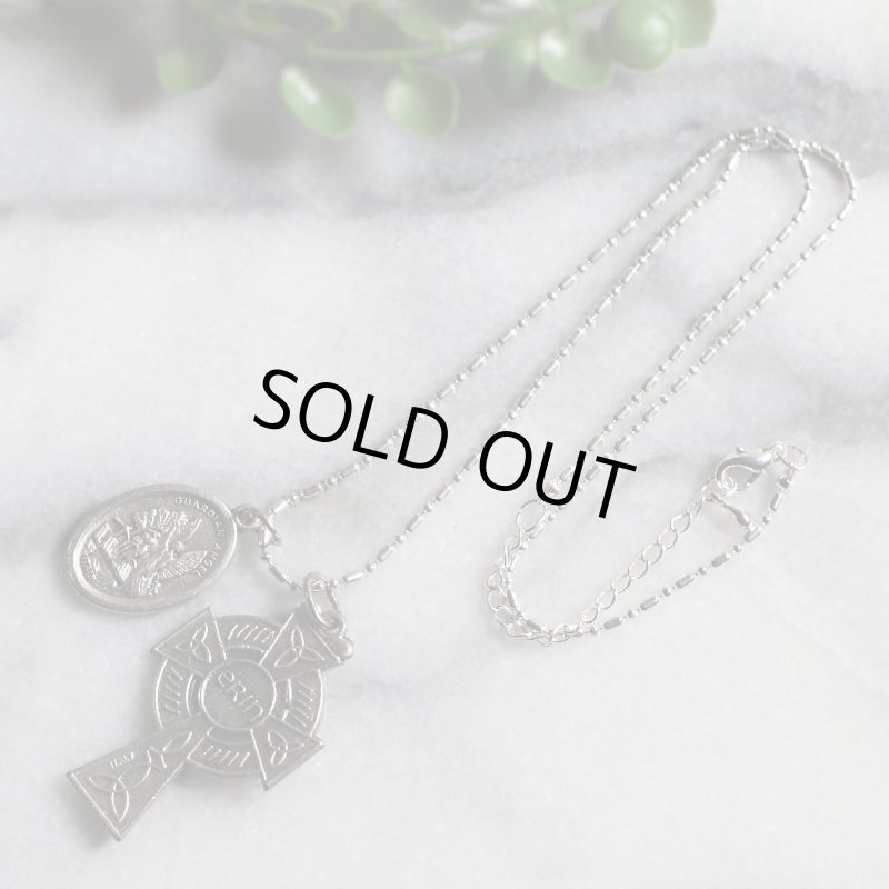 アンティークジュエリー｜イタリアヴィンテージerinケルト十字架クロスと大天使ミカエル・守護天使のメダイネックレス