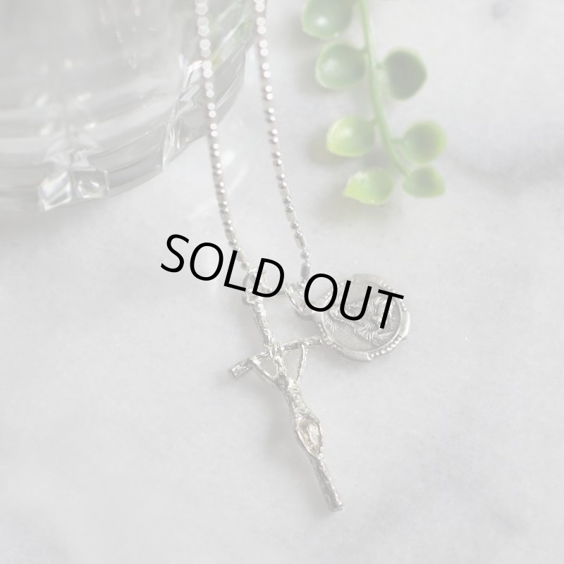 アンティークジュエリー｜イタリアヴィンテージ教皇聖ヨハネパウロの司牧十字架クロスネックレス・イエスの御心・カルメル山の聖母子像メダイ