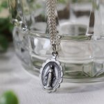 【STERLING SILVER】アンティークジュエリー｜USAヴィンテージ不思議のメダイ聖母マリアのミニペンダントネックレス