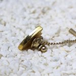 USAヴィンテージシールド&ルースターのタイタックピン｜盾・にわとり（雄鶏）ネクタイピン・ピンバッジ