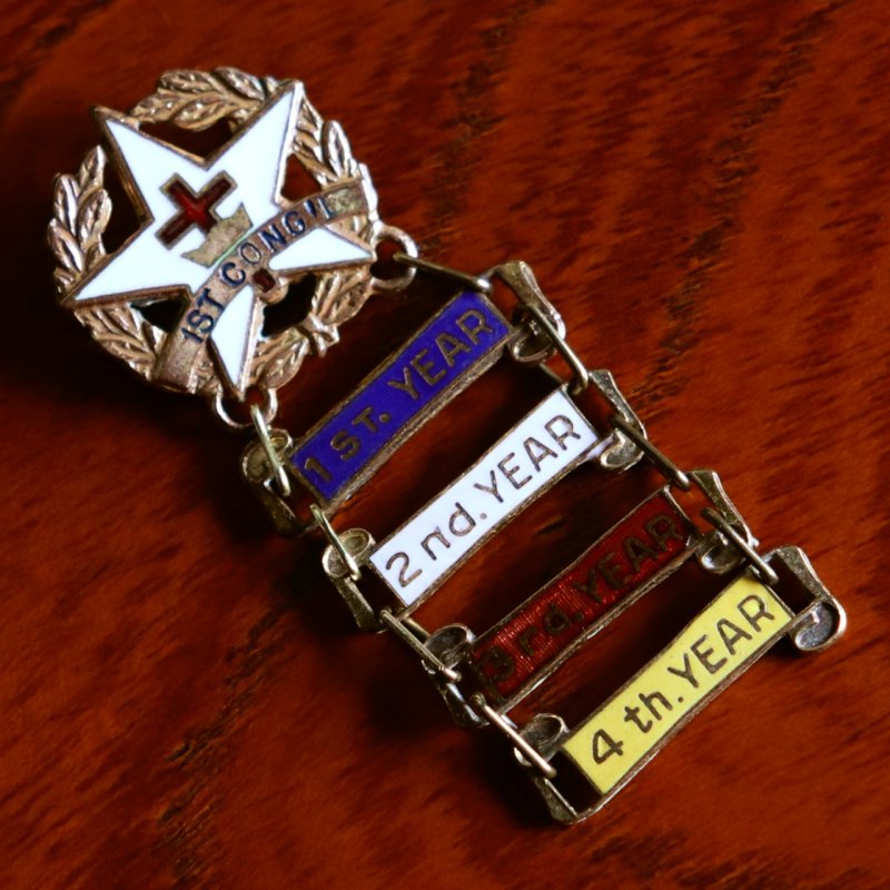 USAヴィンテージキリスト教日曜学校階級ブローチ1st CONG'L・4th YEARバッジ｜サンデースクール・十字架ピンバッジ