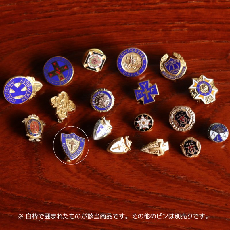 USAヴィンテージキリスト教系幼稚園卒業記念ブローチ｜ピンバッジ