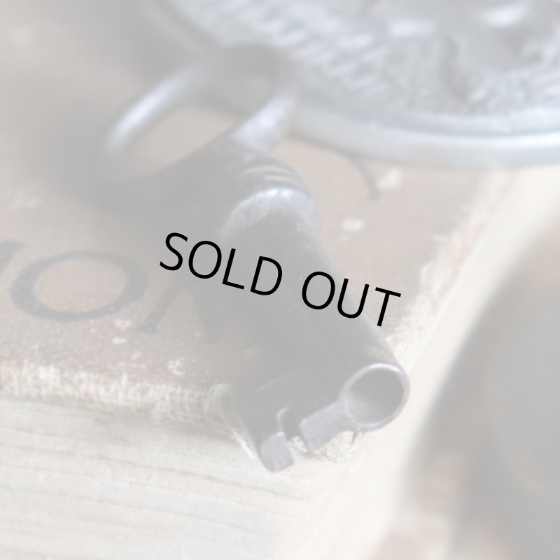 アンティークキー|古い錠前パドロック用の鉄製鍵