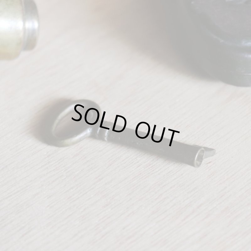 アンティークキー｜古い錠前パドロック用の真鍮製鍵