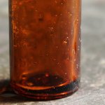 画像10: USAヴィンテージアンバーガラスミニメディシンボトル｜BELL ANS薬瓶 (10)