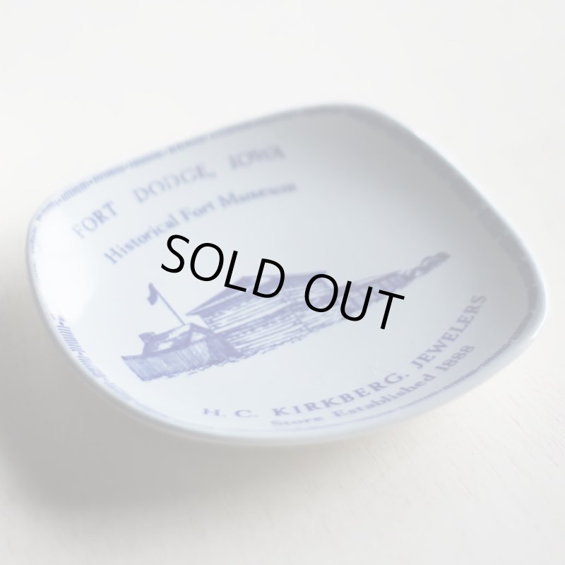 画像2: USAヴィンテージスーベニアプレート皿｜お土産IOWA The Fort Museum記念品1969 (2)