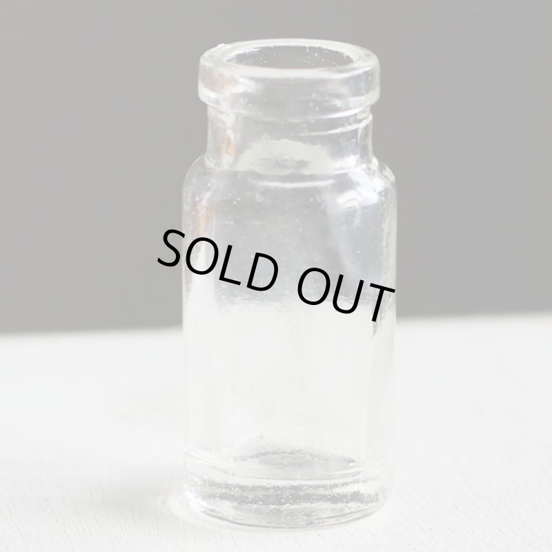 画像8: アメリカヴィンテージガラスボトル大小２本組｜アンティーク雑貨グラス薬瓶メディスンボトル (8)