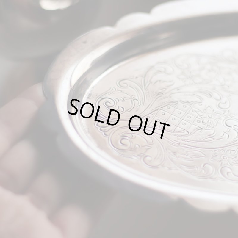 画像10: 英国イギリス製ヴィンテージシルバープレートトレー彫刻装飾エングレービング｜アンティーク銀食器銀メッキ (10)