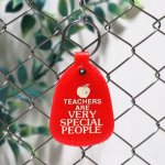 【赤】アメリカン雑貨USEDアドバタイジングキーホルダーTEACHERS ARE VERY SPECIAL PEOPLE｜USA米国ヴィンテージノベルティキーチェーン