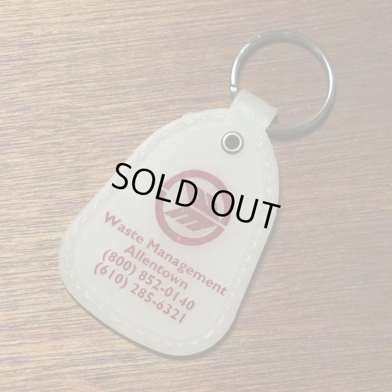 【蓄光・白】アメリカン雑貨USEDアドバタイジングキーホルダーWaste Management Allentown｜USA米国ヴィンテージノベルティキーチェーン