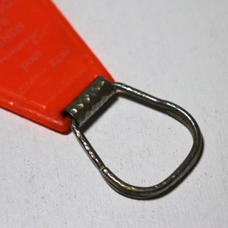 【オレンジ】アメリカン雑貨USEDアドバタイジングキーホルダーMINERS BANK OF LYKENS|USA米国ヴィンテージノベルティキーチェーン