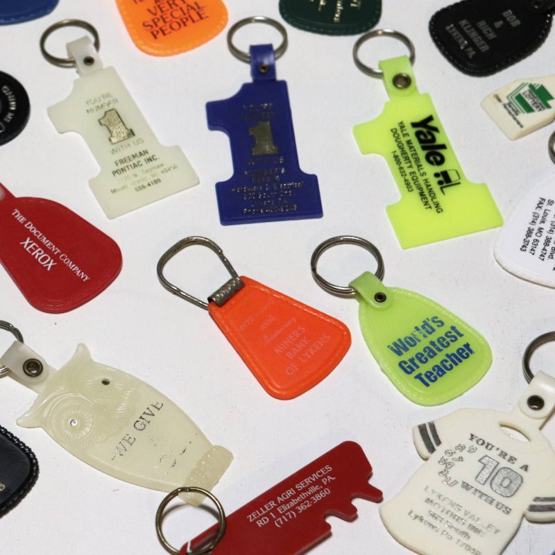 【オレンジ】アメリカン雑貨USEDアドバタイジングキーホルダーMINERS BANK OF LYKENS|USA米国ヴィンテージノベルティキーチェーン