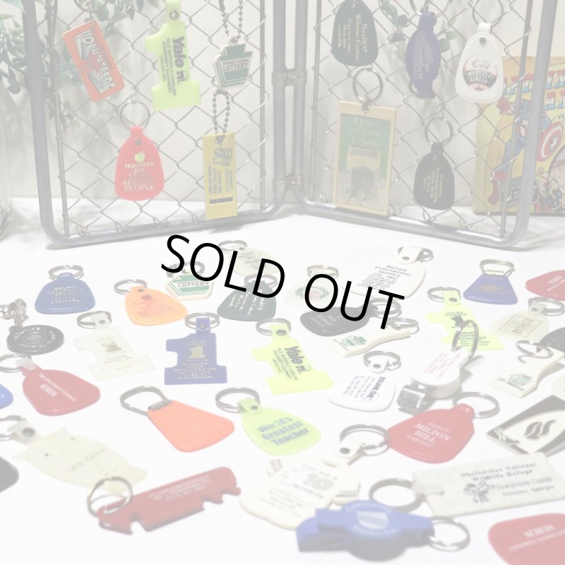 【白・蓄光】アメリカン雑貨USEDアドバタイジングキーホルダーWE GIVE A HOOT！｜USA米国ヴィンテージノベルティキーチェーン