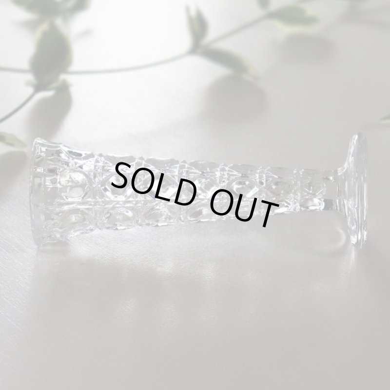 ヴィンテージオクタゴンカットガラスの一輪挿し|ブリリアンカット模様プレスガラス花瓶