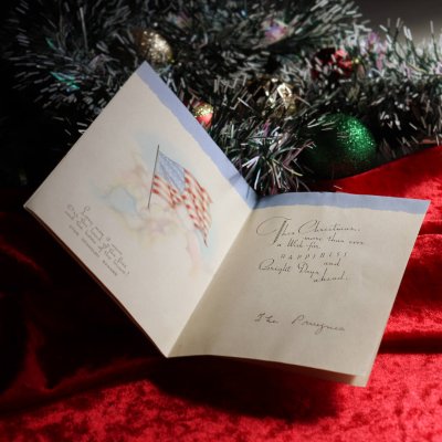 画像2: USAヴィンテージ1940年代紙ものクリスマスカード｜星条旗と雪景色アメリカ国旗・アンティークカード