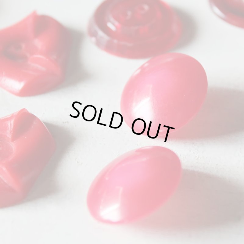 画像9: USAヴィンテージソーイングボタン・赤｜プラスティック・ベークライト・レッド35個 (9)