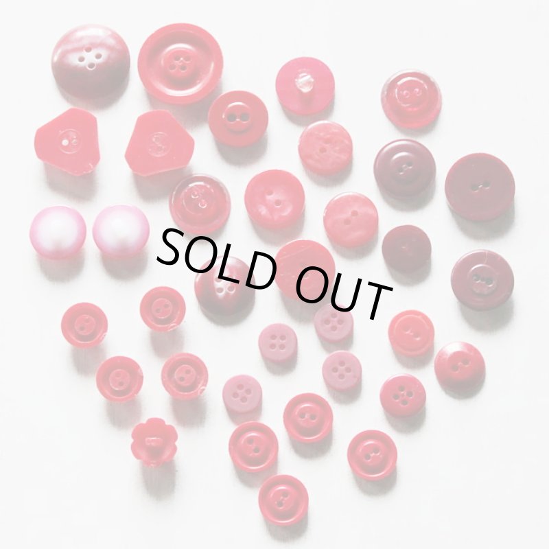 画像2: USAヴィンテージソーイングボタン・赤｜プラスティック・ベークライト・レッド35個 (2)