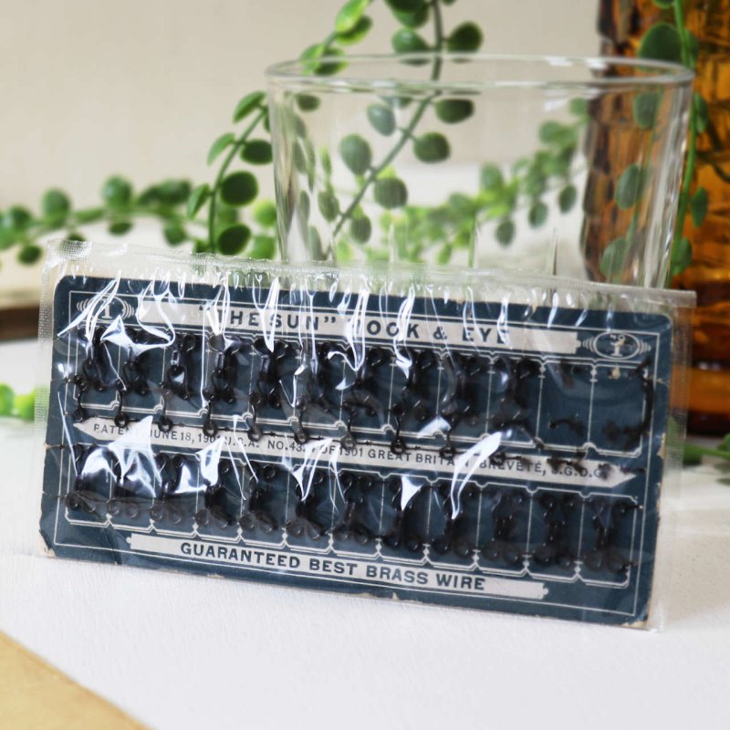 【5枚セット】USAヴィンテージスプリングホック＆スナップボタン開封済みシートボタン｜手芸小物雑貨・裁縫道具