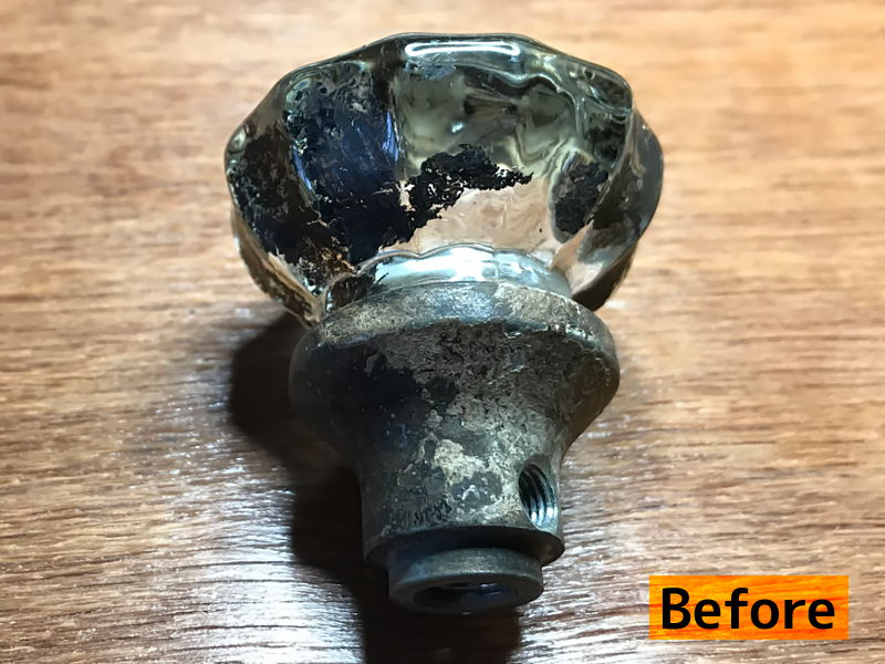アンティークガラスドアノブ修理リペア風景・Antique glass door knobs repair