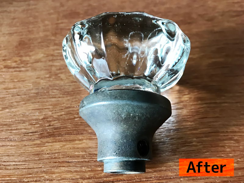 アンティークガラスドアノブ修理リペア風景・Antique glass door knobs repair