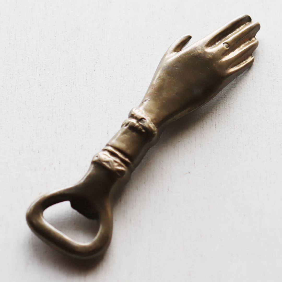 フランスアンティーク 真鍮製 貴婦人の手の形 ボトルオープナー-
