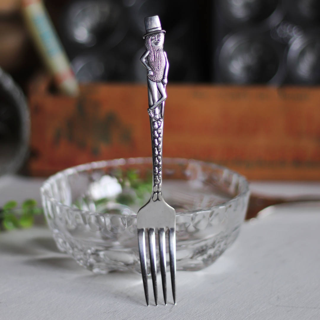 USAヴィンテージ1940年代ミスターピーナッツシルバープレートフォーク｜Mr. Peanut silver plate fork